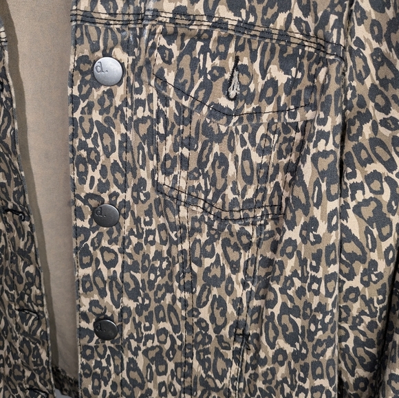 D Jeans Denim Animal Print Jacket - Picture 3 of 6